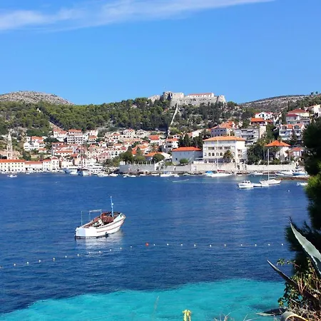 Lejlighed With A Parking Space Hvar 5502 *